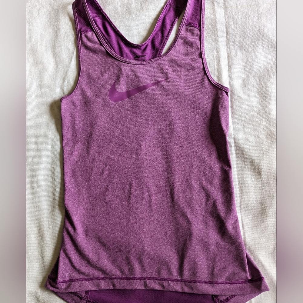 Nike Pro, Pink/purple top size XS